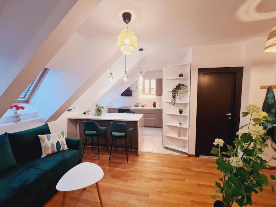 Bucharest Central B Apartment Екстер'єр фото